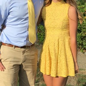 🌻Yellow Eyelet Lace Mini High Neck Dress